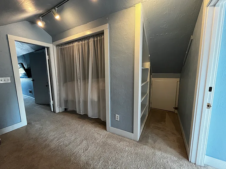 1440 Bay St — Photo 42