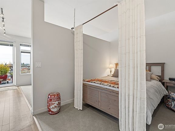 5th image of 15100 6th Avenue SW #723