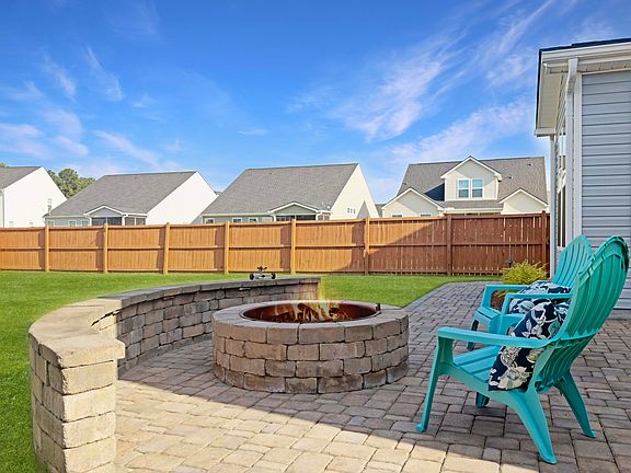 3rd image of 1505 Sanborll Landing Dr
