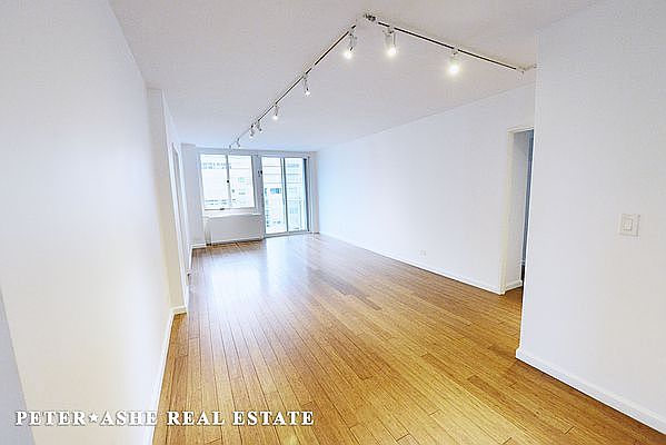 1st image of 220 E 65th St #21R