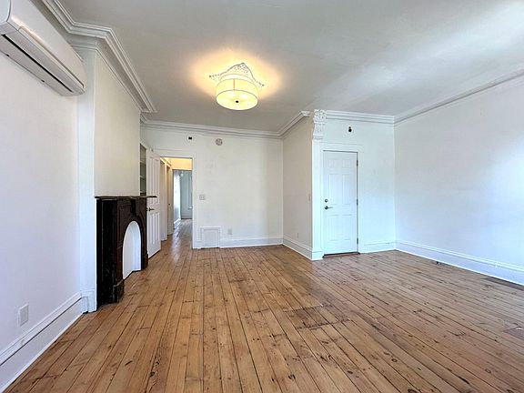 3rd image of 263 Liberty St #3