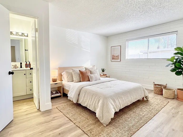 Villas on Holly — Photo 14