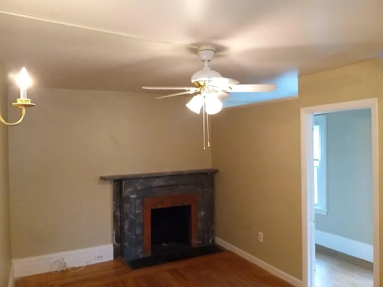 7 Broad St #4 — Photo 17