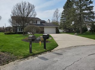 110 Mohawk Ct, Lima, OH 45806