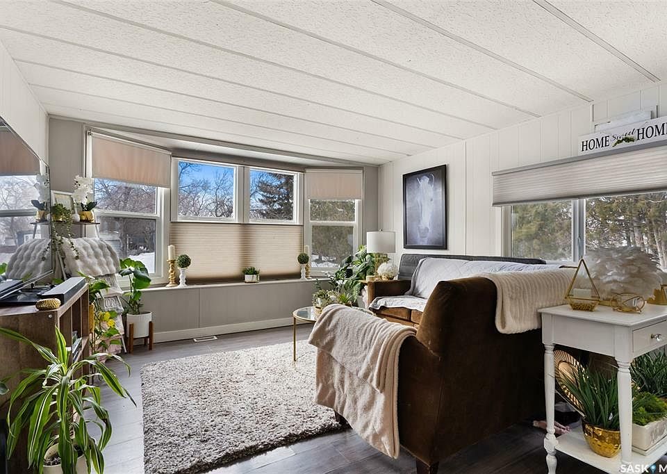1st image of 26 Garuik Cres