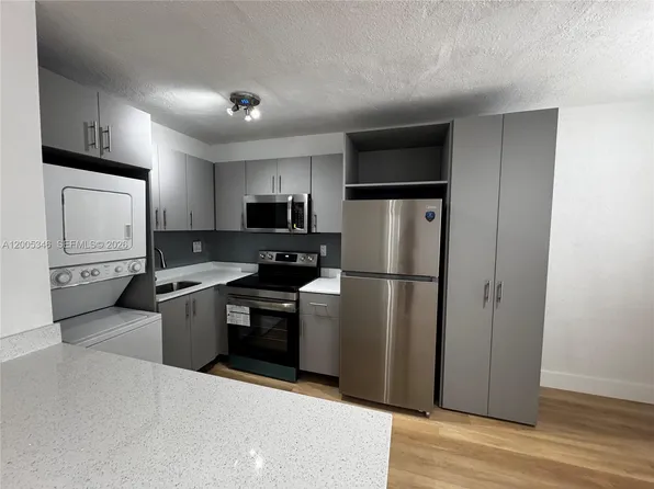 7928 Harding Ave APT 7, Miami Beach, FL 33141