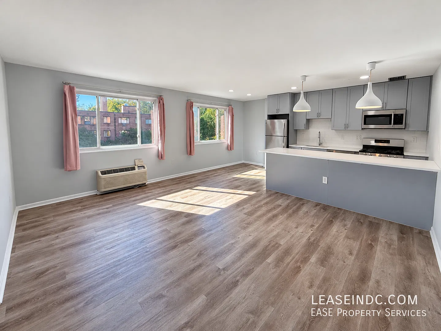1 bed, 708 sqft, $2,300 — Photo 2