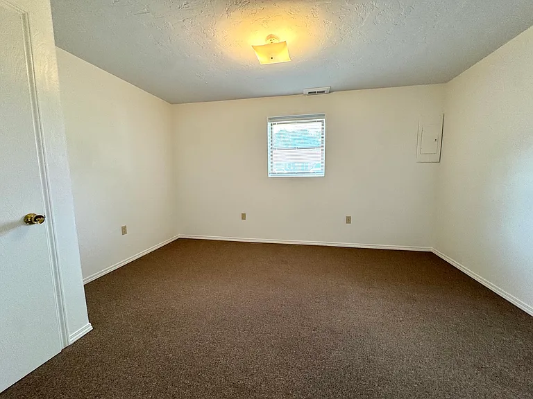 4 Lilac Ct - Bedroom 2