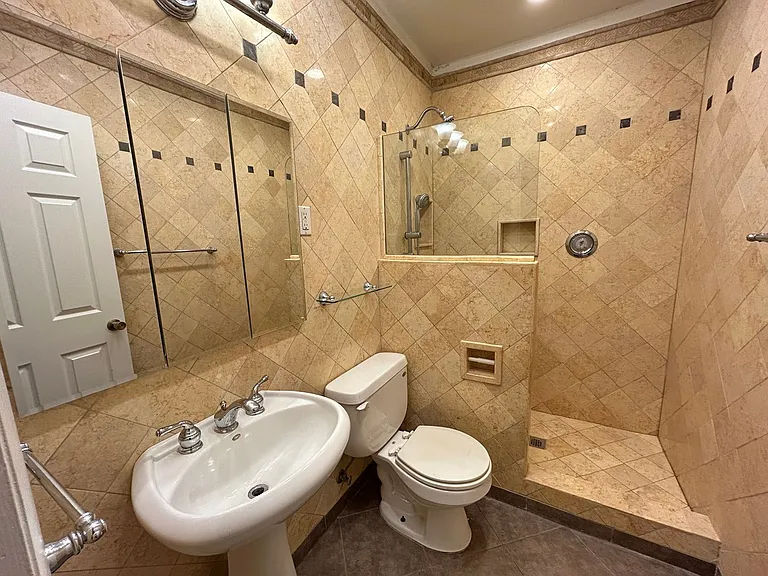 3979 Avonwood Ave — Photo 17
