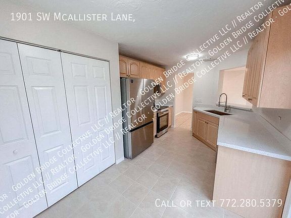 3rd image of 1901 SW McAllister Ln