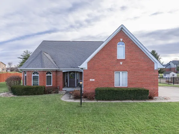 165 Meadowview Ln, Greenwood, IN 46142