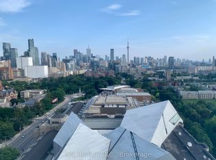 200 Bloor St W #2204, Toronto, ON M5S 0B1