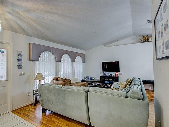 3rd image of 3703 Aba Ln