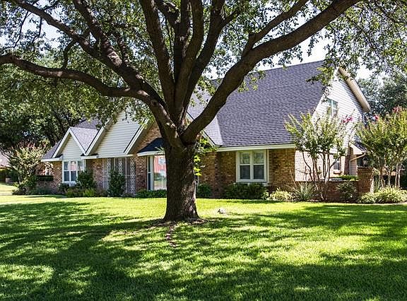2nd image of 1429 Porto Bello Ct