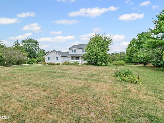 3rd image of 8330 Monclova Rd