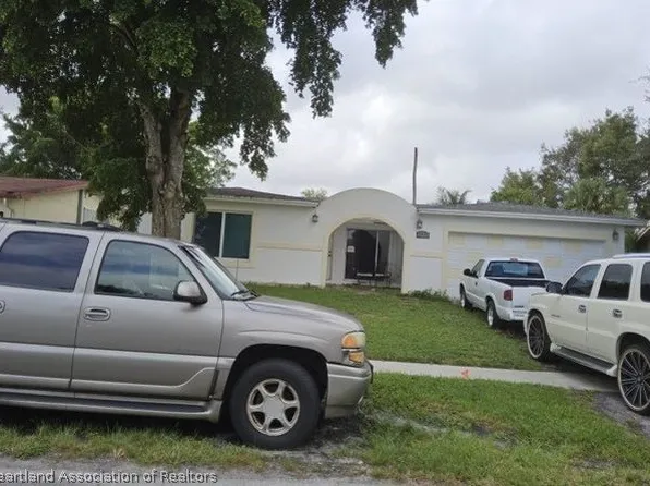 2421 NW 87th Ave, Sunrise, FL 33322