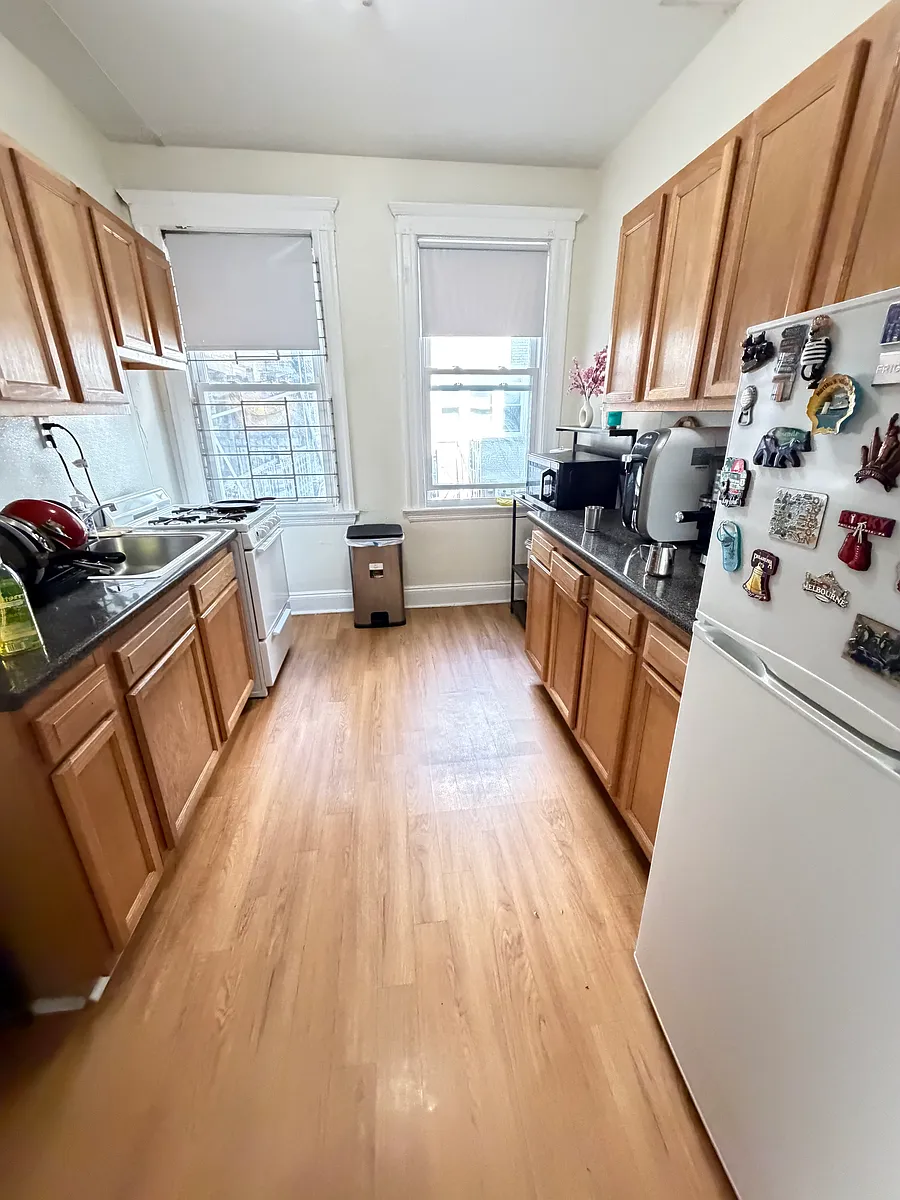 Building Photo - 1634 Commonwealth Ave #6