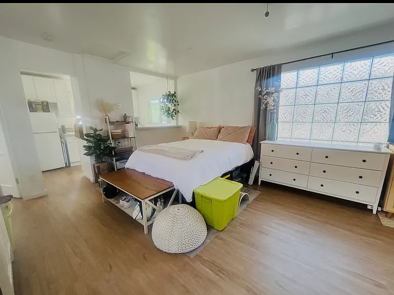 53 Argonne Ave #3 — Photo 5