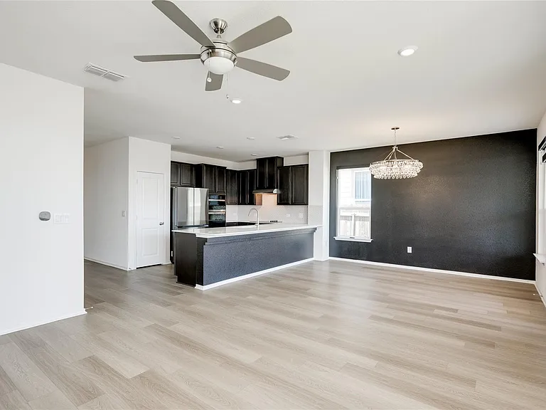 8203 Tranquil Glade Trl — Photo 33