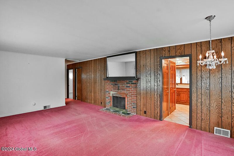 5th image of 9 St. Stephens Lane E