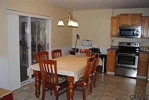 2nd image of 3 Larkspur Dr