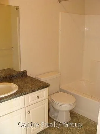 84 Chapel St — Photo 12