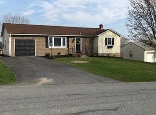 102 Porter St, Nazareth, PA 18064