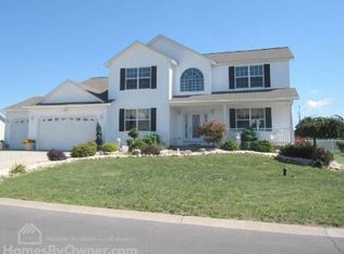 5092 Constitution Ln, Liverpool, NY 13088