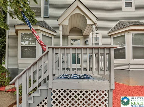 1250 Forest Rd