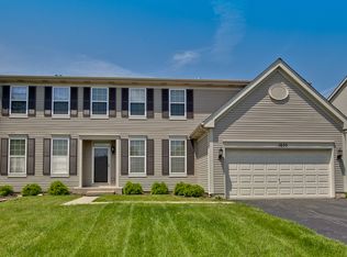 1630 S Lancaster Ln, Libertyville, IL 60048