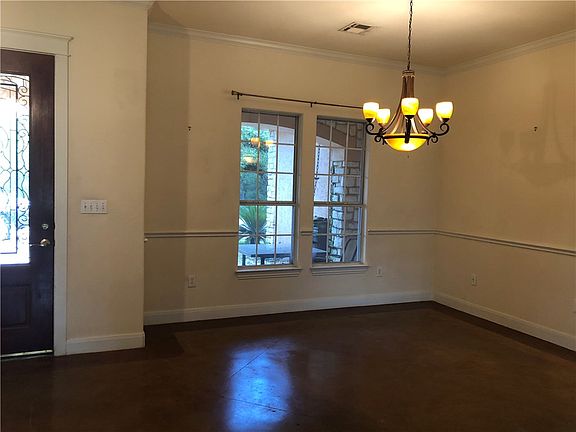3rd image of 510 Songwood Dr