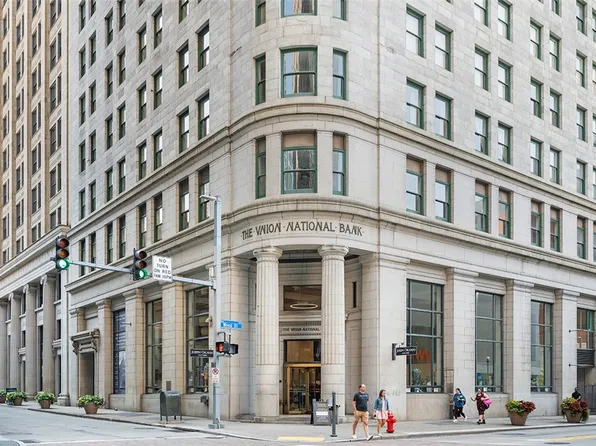 306 4th Ave APT 401, Pittsburgh, PA 15222