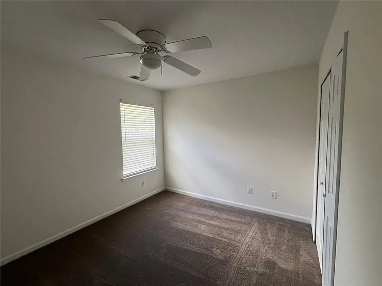 421 Holland Springs Dr — Photo 26
