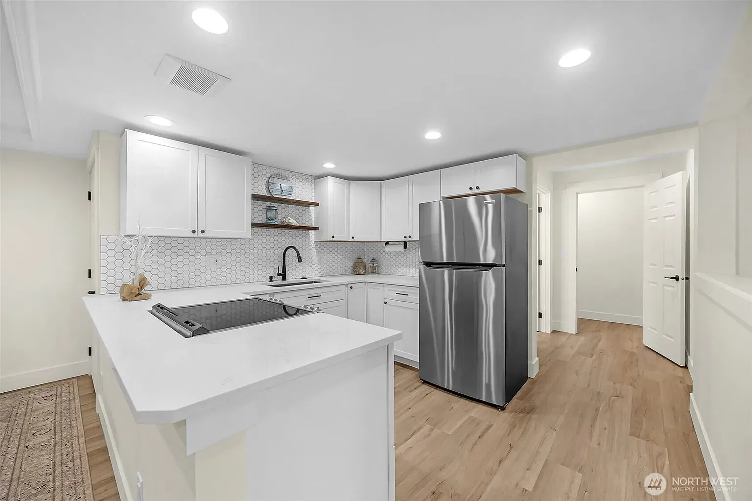 2 bed, 1786 sqft, $2,800 — Photo 2