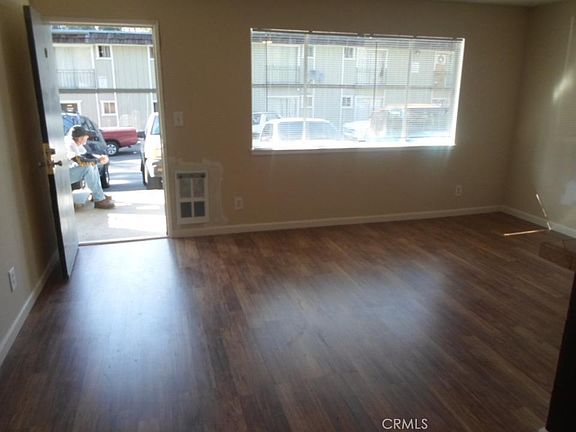 4th image of 1052 Martin Ave #A