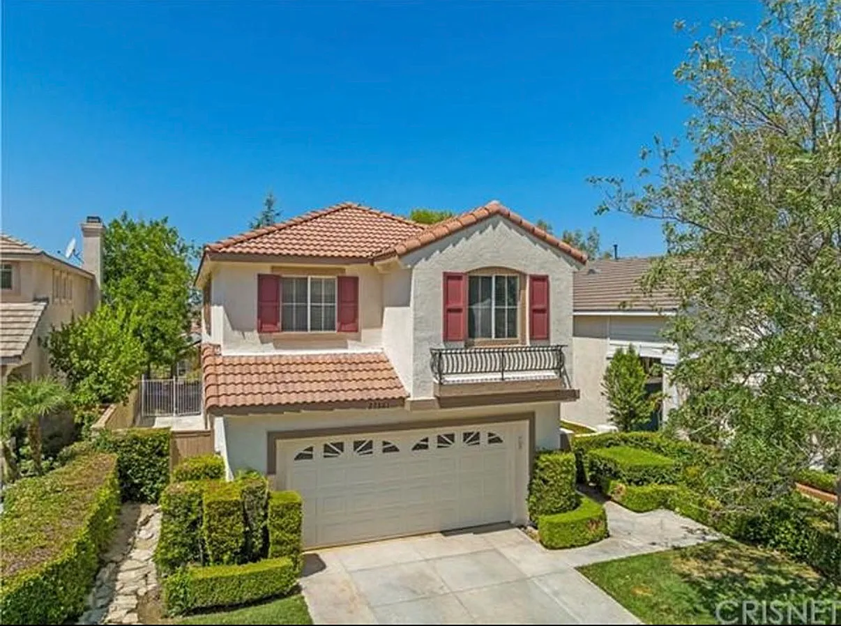 4 bed, 2170 sqft, $4,500 — Photo 1