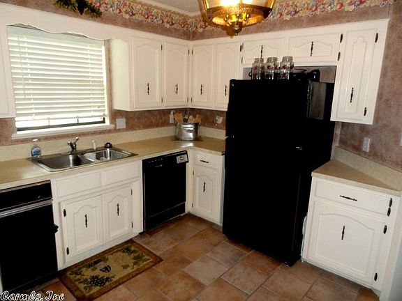 5th image of 2315 Lakeshore Dr
