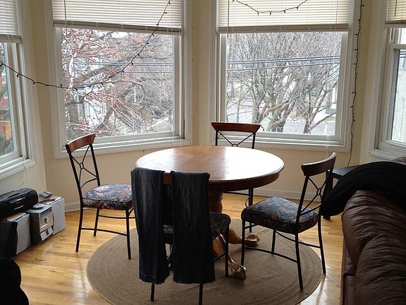 2nd image of 1214 W Wrightwood Ave #3E