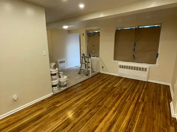 1322 East 87th Street image 1 of 11