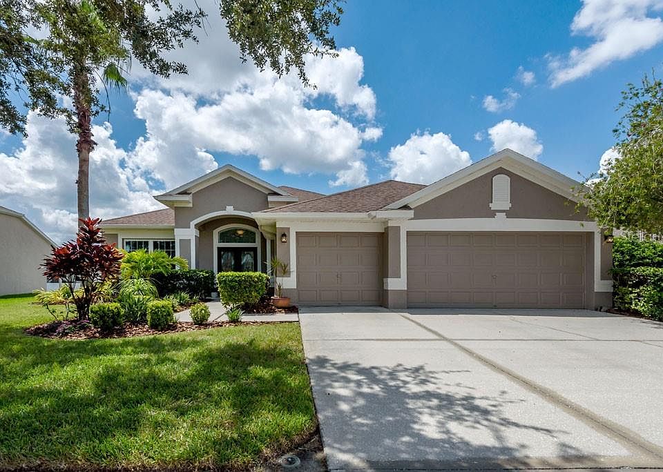 1st image of 22912 Bay Cedar Dr