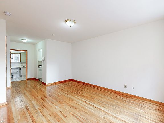 4th image of 265 W 87th St APT 3D