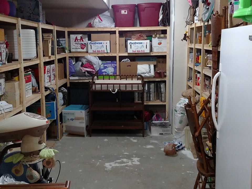 1st image of 2285 E Alexis Ave