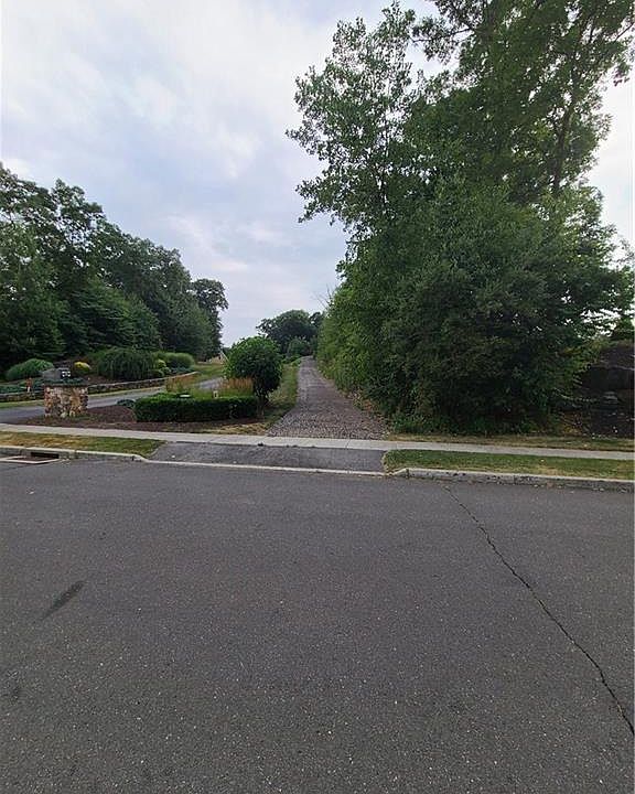1st image of 43 Summer Hill Court