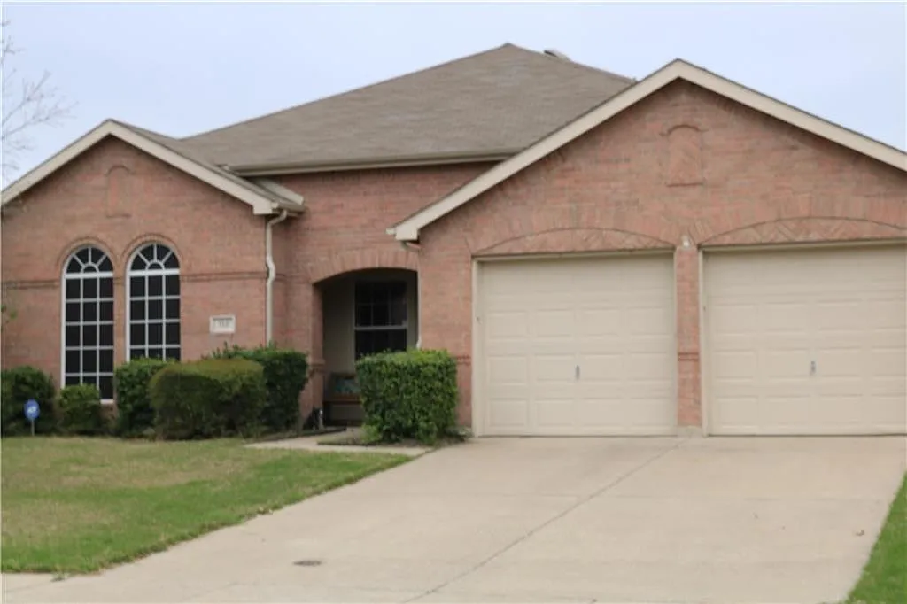 112 Aspenwood Trl photo 1