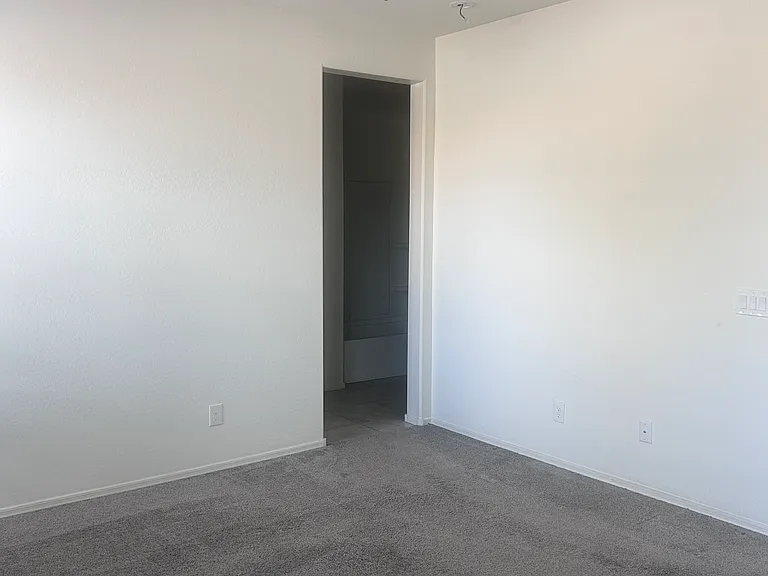 15422 W Windward Ave — Photo 40