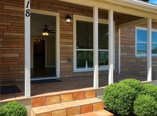 118 Whiting St, Galveston, TX 77550