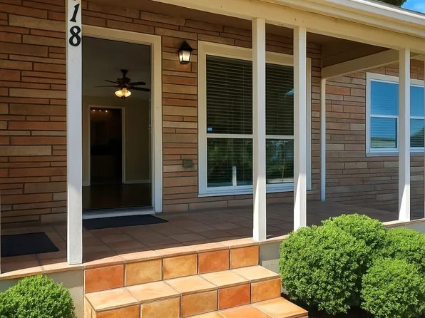 118 Whiting St, Galveston, TX 77550