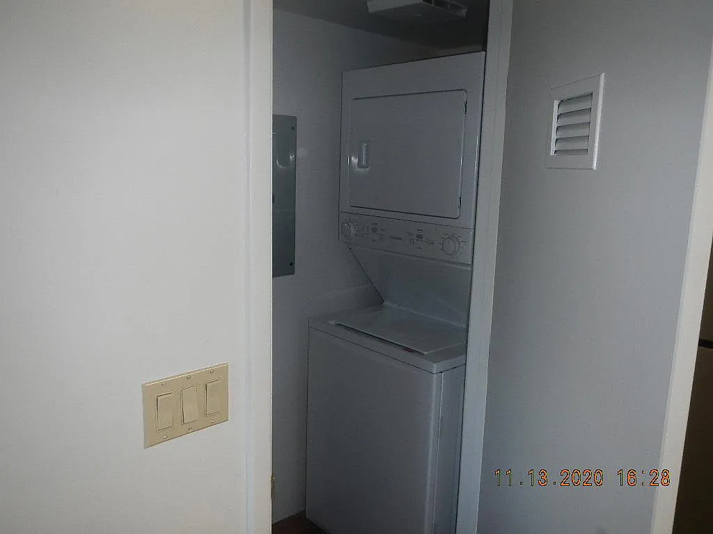 3691 W Placita Del Correcaminos — Photo 2
