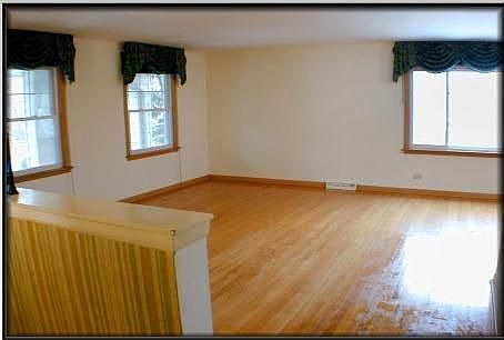 4th image of 18901 Loras Ln