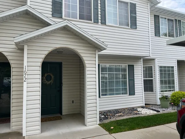 1672 Canyonwoods Dr, Ogden, UT 84404
